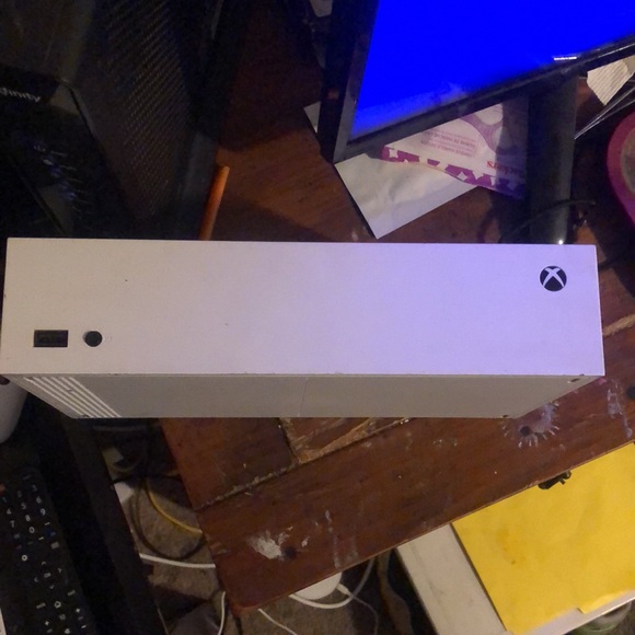 Xbox series S with two controllers and all cords and it’s in good condition